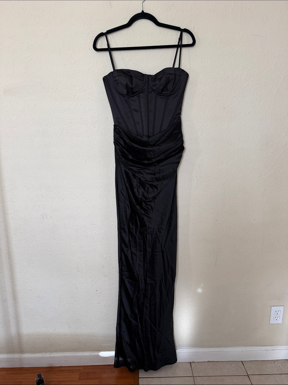 House Of Cb Valentina Black Corset Satin Draped Gown size S NWOT - Picture 6 of 13